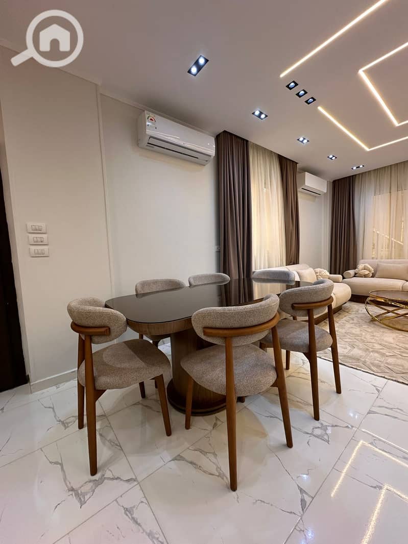 2 89c3262d-35cd-49bf-8325-d0324abce54d. jpeg