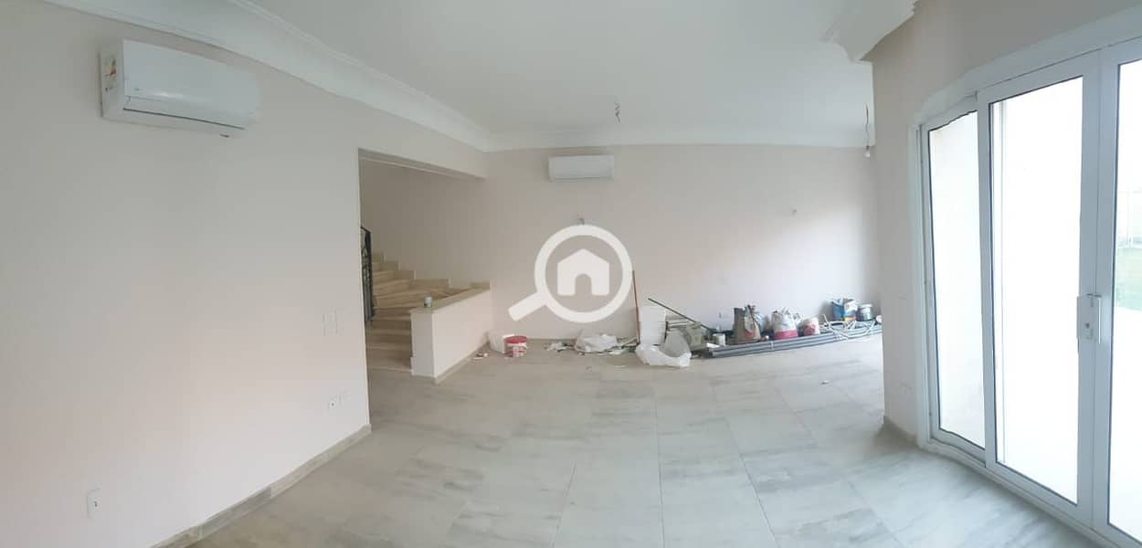 4 1c38b5ca-6cdd-4992-8459-32ffc466acb3. jpg