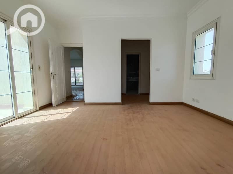 3 0140f735-c5e7-4222-8693-ec632ce35037. jpg