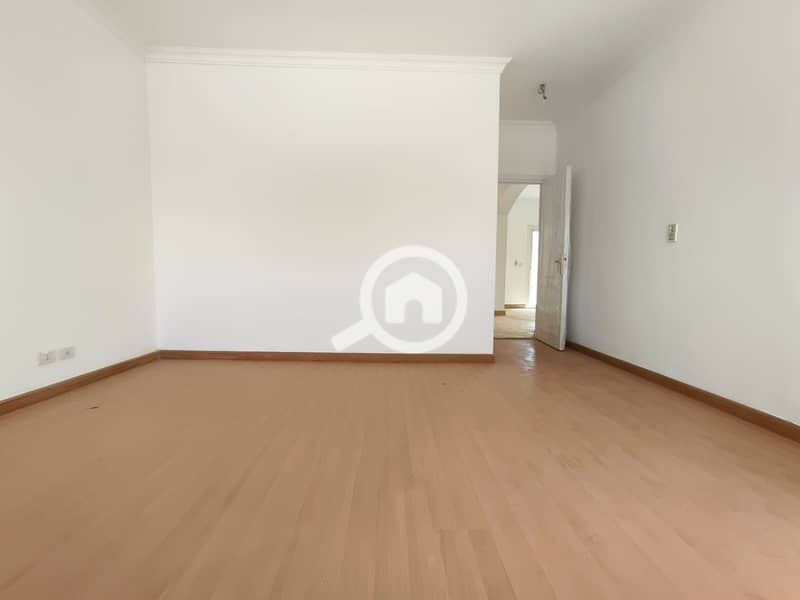 6 60cb5555-3a74-4c78-ade8-1314a339b4cb. jpg