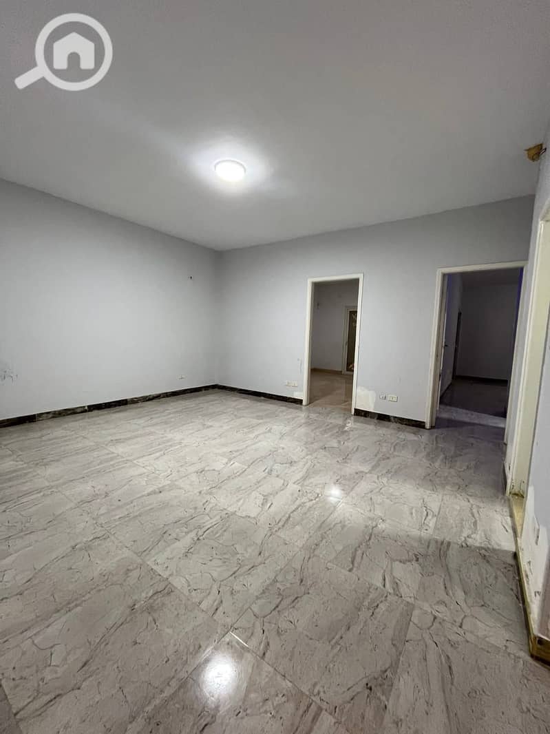 3 5c3a058d-830c-446c-aef1-d539db45f949. jpg