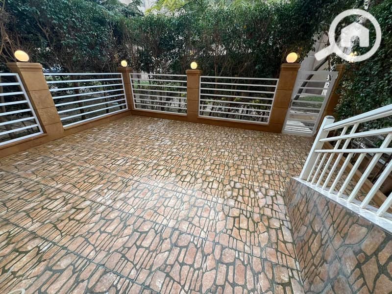 6 8ac76646-afe0-4a63-825d-df287f1ee597. jpg