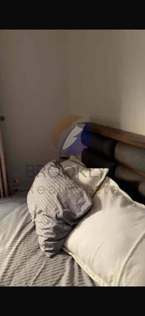 12 923d30e1-0d06-424f-8145-f532ccb9b999. jpg