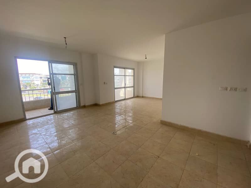 2 1f238d15-bb06-4faf-b0e1-52b82b3e3569. jpg