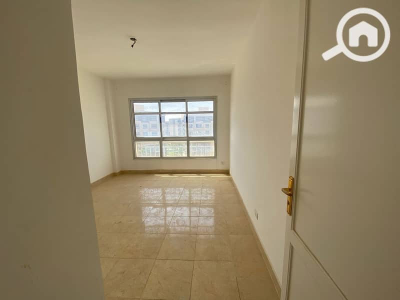 5 85dc110f-283f-4b5b-88a5-f466c50bc06d. jpg