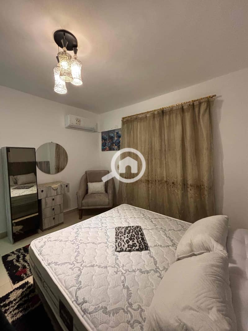 4 fa38b9b1-8592-4219-9d32-754fa4cdd152. jpg