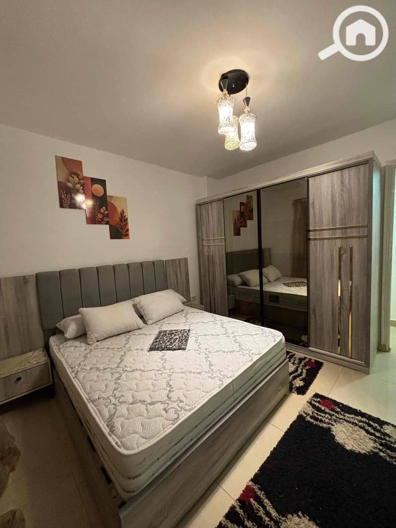 5 045ce3c5-5fa6-4409-8e12-a96d642d4d70. jpg