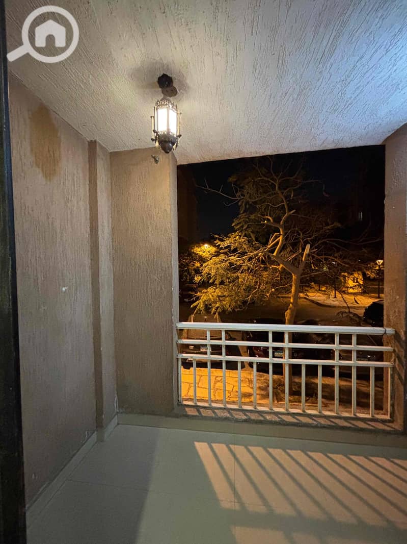 16 901b597f-6c9f-4170-a447-56ec824e9b22. jpg