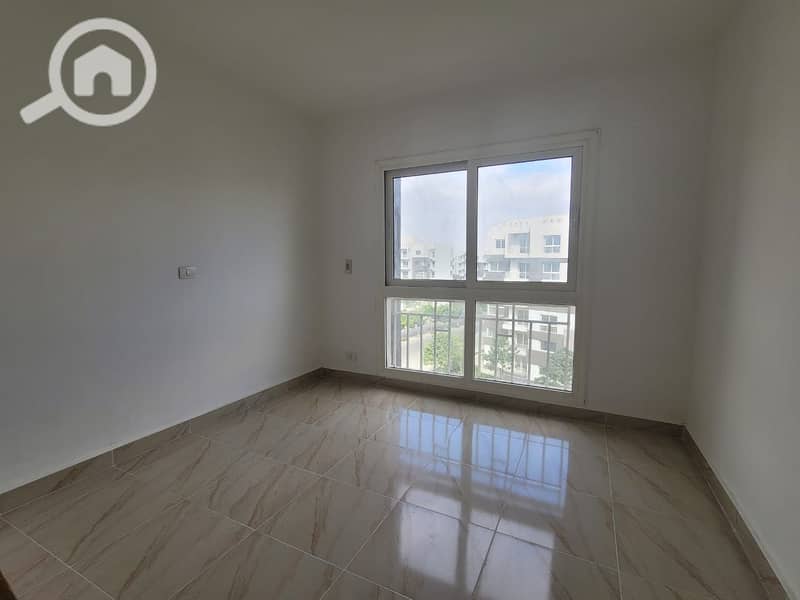 4 4aecedc8-36b3-481a-a3d7-6a272b749dbb. jpeg