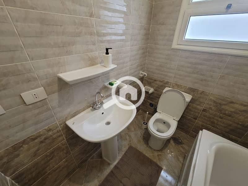 12 b3a9be46-f419-4a31-aa42-fe942ae8fb12. jpeg