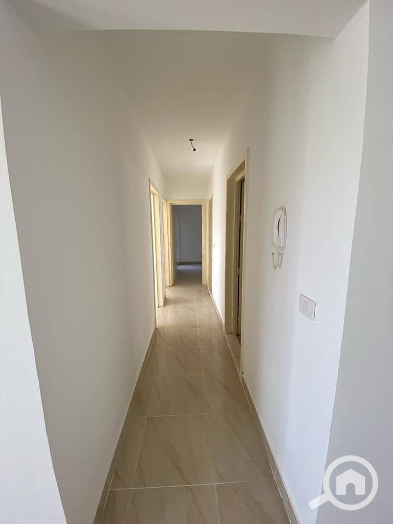 16 ecf164a2-a385-42ba-8f8e-e1e36c02126b. jpeg