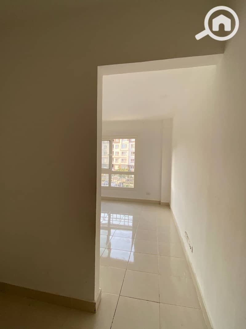 8 c709ac80-1db8-4918-93b0-1aed1252e149. jpg