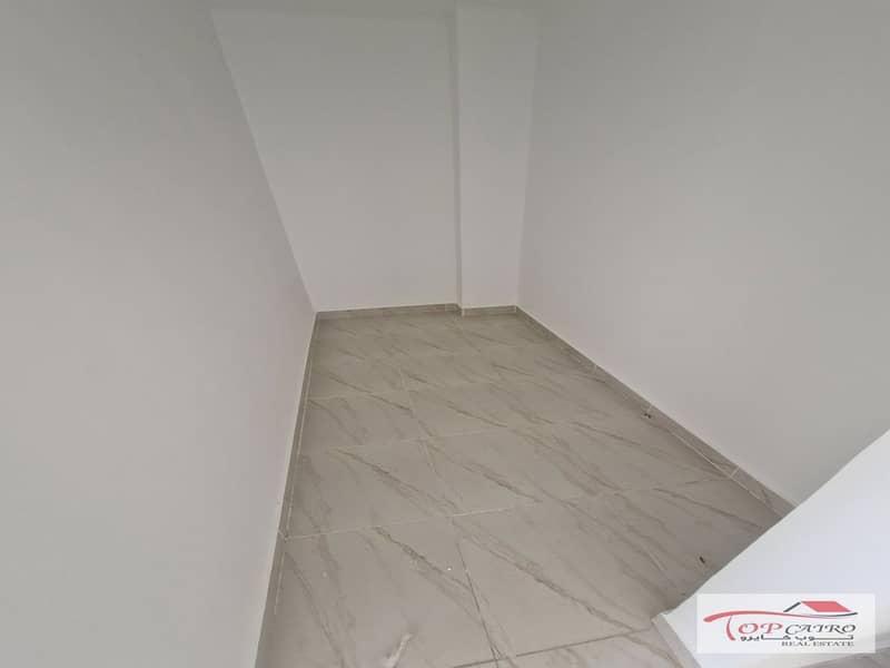 5 WhatsApp Image 2026-01-15 at 2.07. 19 PM (1)_1200x900. jpg