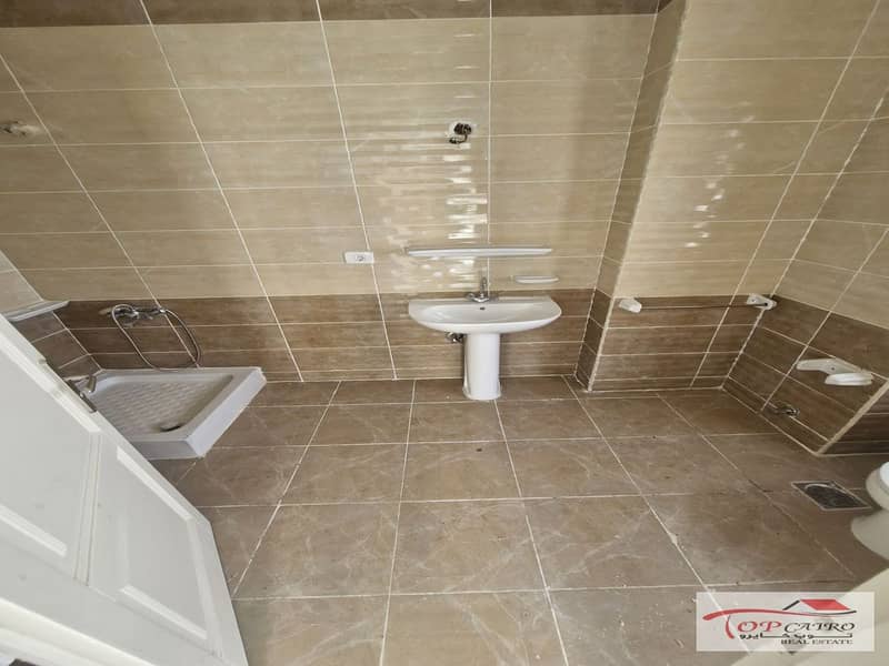 10 WhatsApp Image 2026-01-15 at 2.07. 17 PM_1200x900. jpg