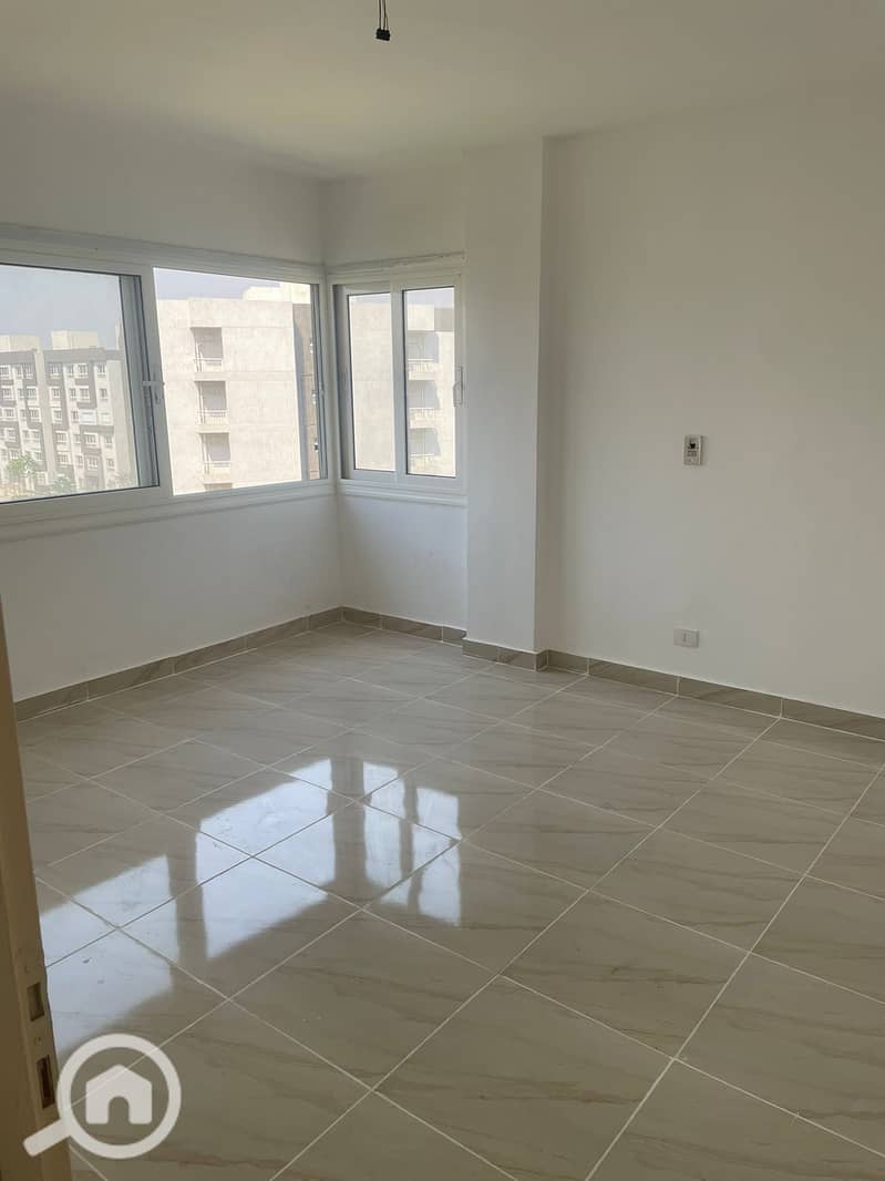 3 d7aa61bf-90d8-4d82-8d9b-d19ea315c646. jpeg