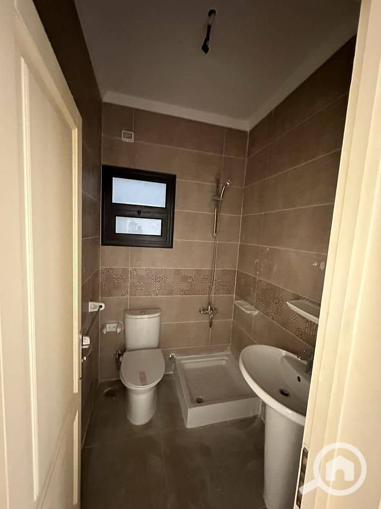 4 WhatsApp Image 2025-11-13 at 5.14. 01 PM. jpeg