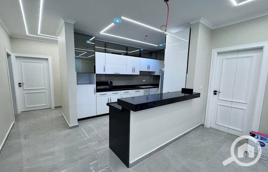 12 WhatsApp-Image-2025-04-12-at-2.25. 32-PM_1400x900. jpg