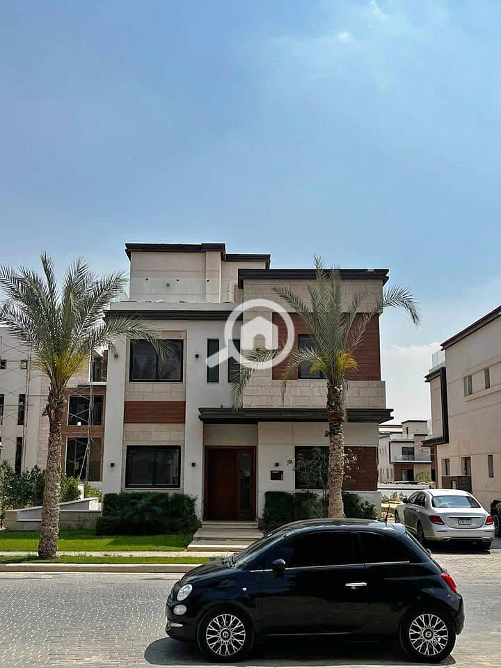 9 570561735_1994522151089925_4480474760475020213_n. jpg