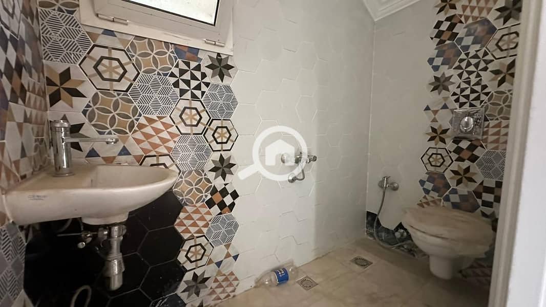 5 96f056b0-0eb7-4b88-b2b6-fc971b319d04. jpg