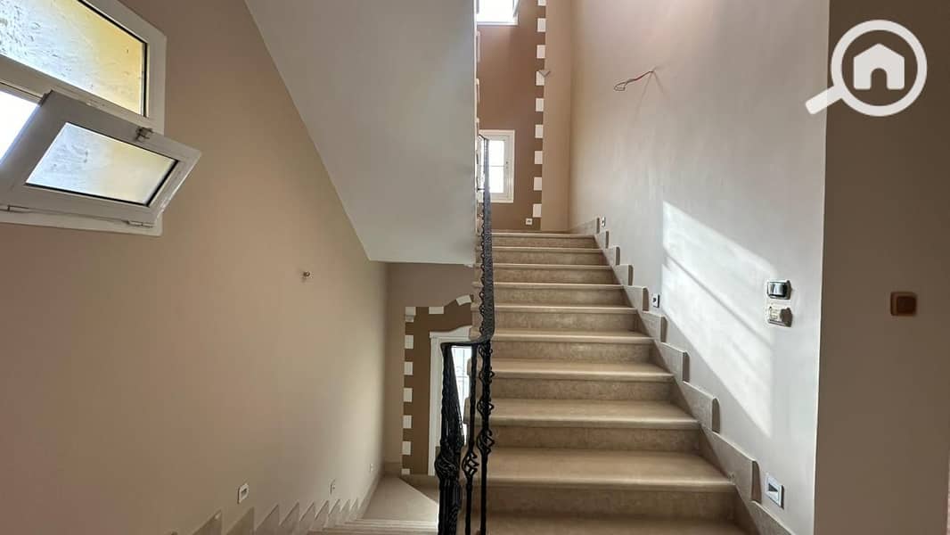 8 a6650bda-56de-4fa8-89ee-b28117073564. jpg