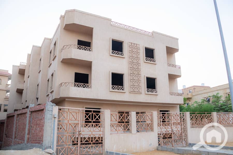 10 2e2db7a5-3a22-4546-99e9-c2ff9d4237e8. jpg