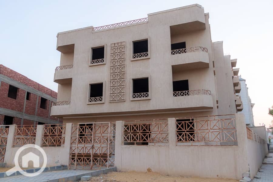 14 5f7f623c-a739-422d-a6bf-4ce94dd72113. jpg