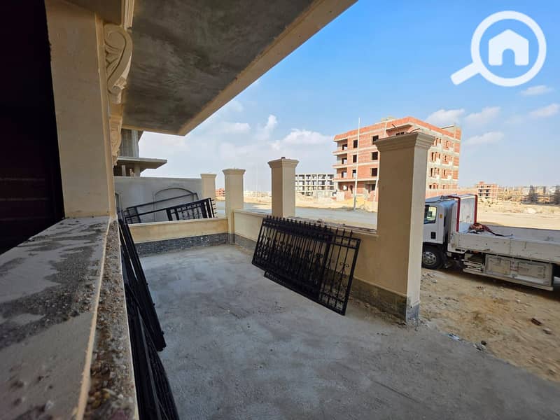 6 9e56abfc-9fd9-4d00-9c05-5c872f69187c. jpeg