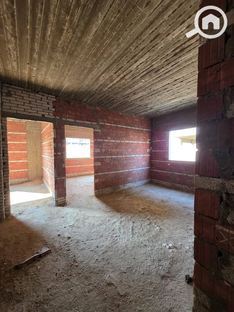 11 9a8ab2d0-4bab-4b2c-a8d7-f9c8883db1d8. jpeg