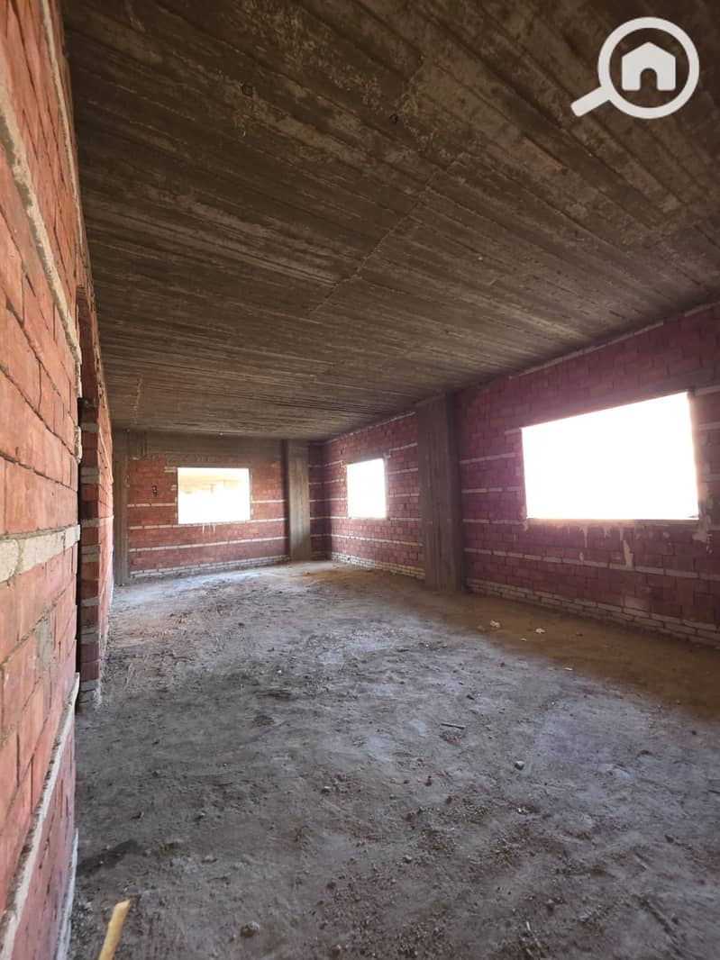 21 c4108139-36b5-48b5-914b-f5939b752a91. jpeg