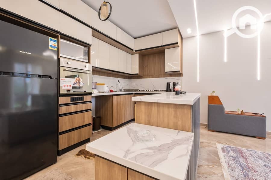 7 26097960-27af-4765-a9c4-50571f4f3393. jpg