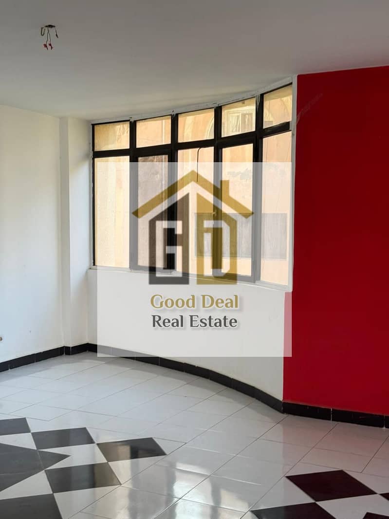 2 0f92ce5e-fd05-4cb6-a240-241c31ae2a6d. jpg