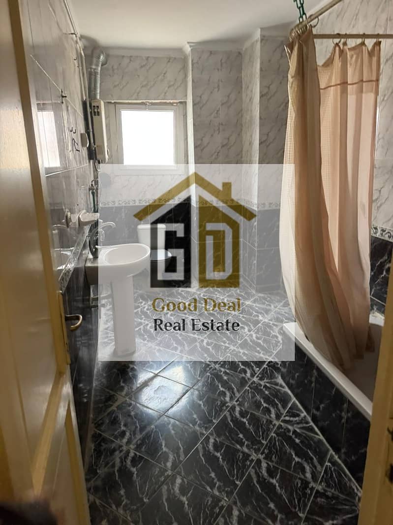 6 b5573620-ee30-405a-ad64-4889aee811d6. jpg