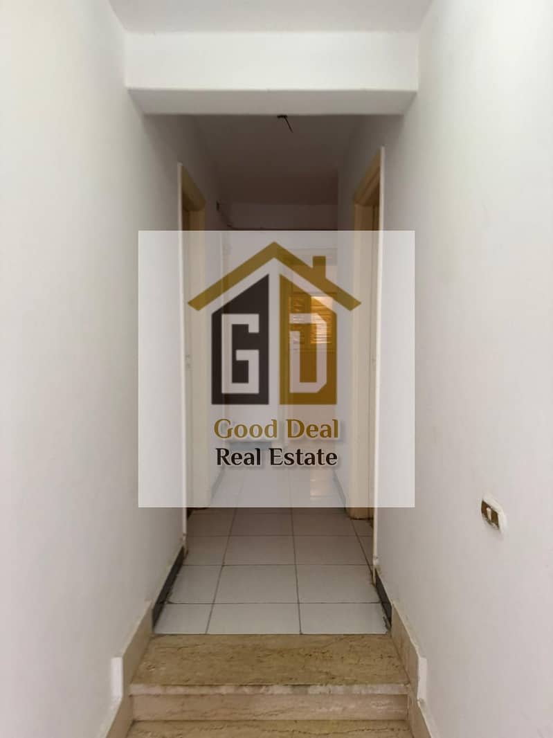 9 d96ca26c-d714-4347-b42f-77695907ff95. jpg