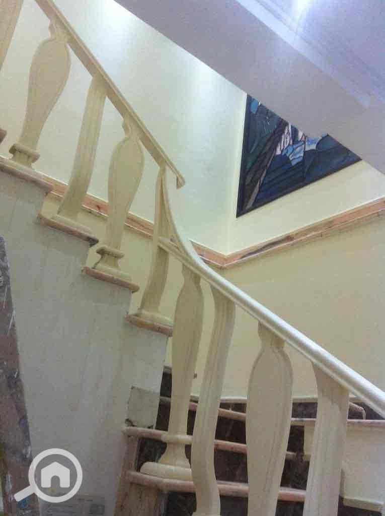 10 35f94db5-70db-40ff-933c-b111a748de07. jpg