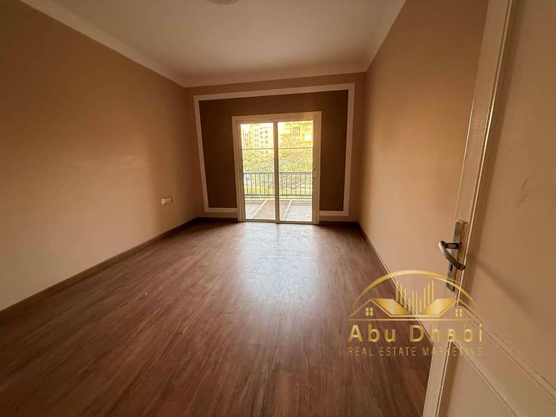 2 d6eecb42-6862-43df-8195-ea78d97775b8. jpg