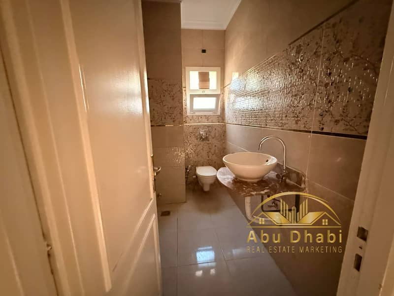 7 5785b918-e380-482f-94fc-b455cc25f7da. jpg