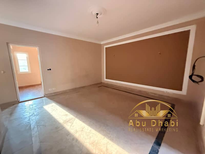 8 c011a103-7d52-4d94-8fe0-ba8eebf4506a. jpg