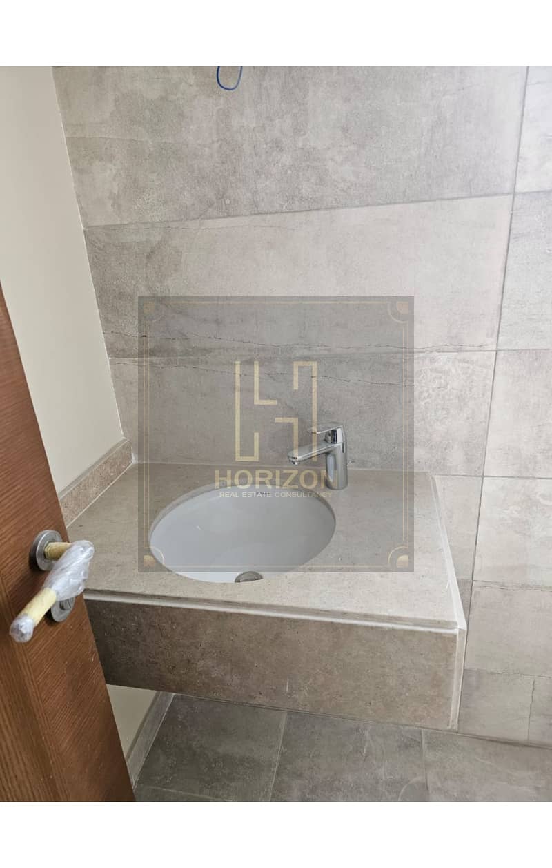 5 10fd47f0-f218-4b53-b61f-c6af30bab5ae. jfif. jpg