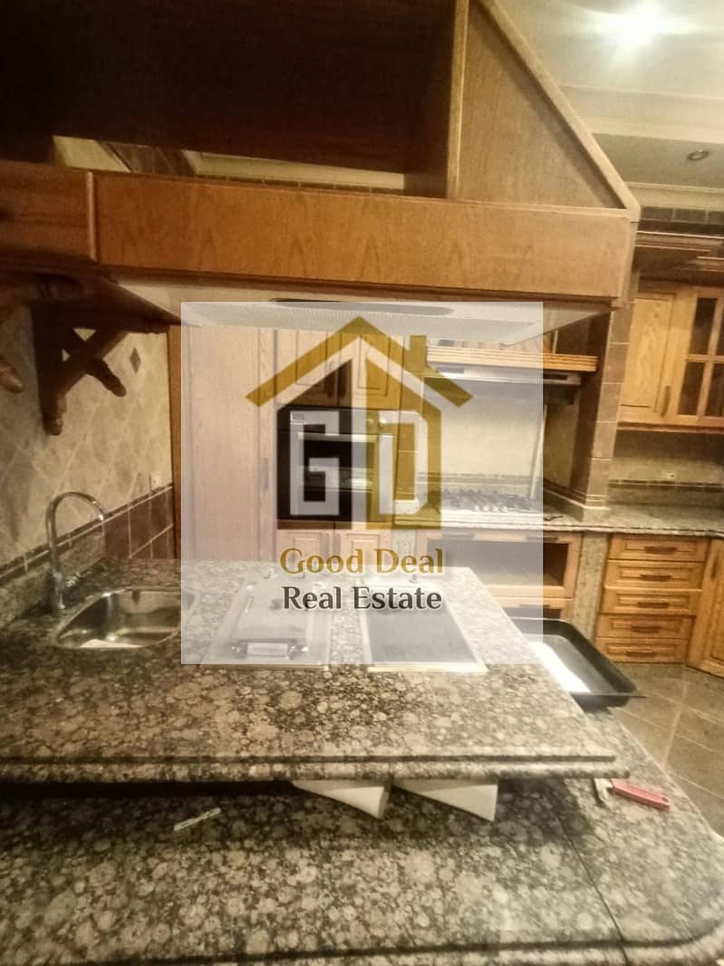 5 4df87e57-85fb-4201-b577-ef4fcb910a85. jpg