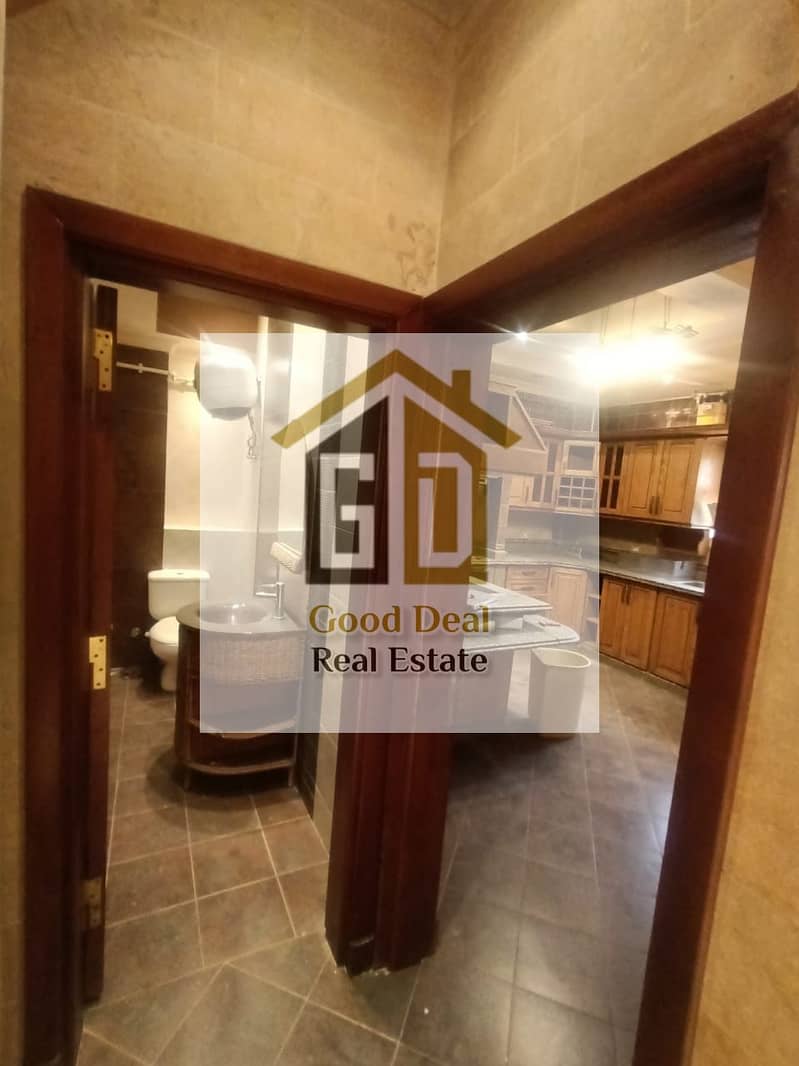 6 07f63d99-d786-4f40-9437-39dc6e4973cf. jpg