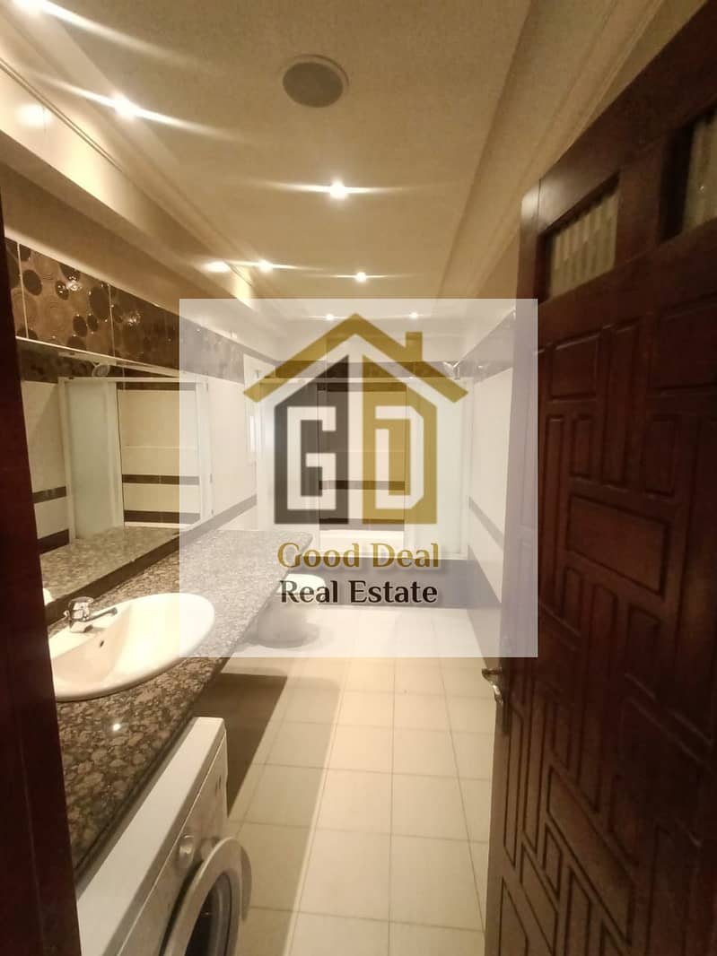 7 8c16aaae-efac-450b-94c0-380a089406b4. jpg