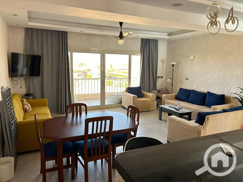 7 f8f3a7c4-1026-437d-b459-2460ae23b50c. jpeg