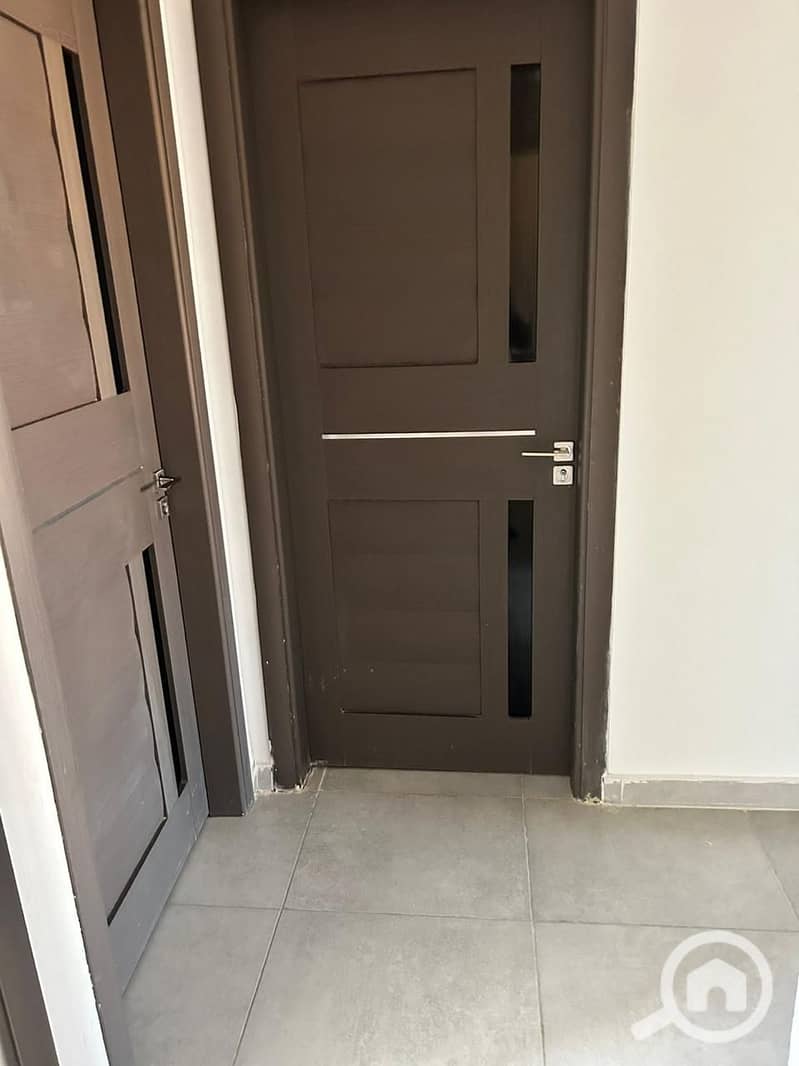 16 71459794-63e5-45c6-b573-26ed37696d86. jpeg