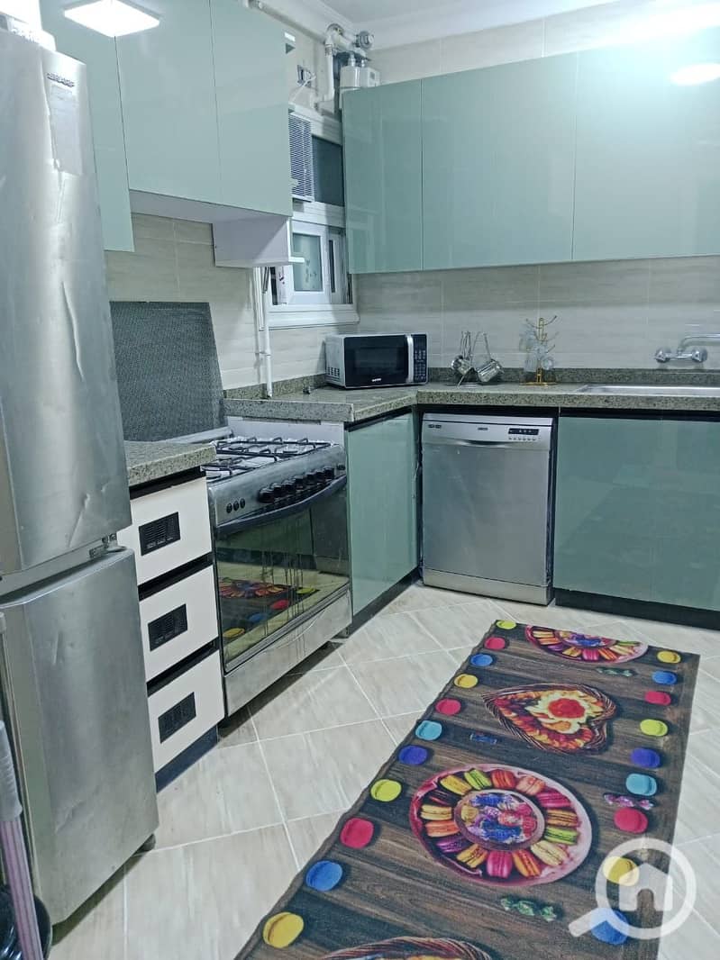 13 045724ef-a0a6-4b7d-a499-11564fb180c4. jpg