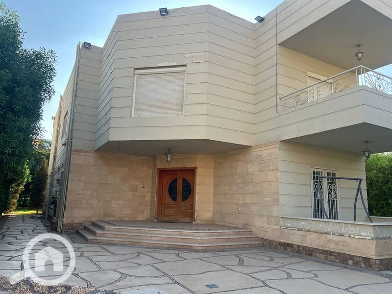 2 3aafd497-b9df-4f41-a0ab-61bd2f7bcdb5. jpg