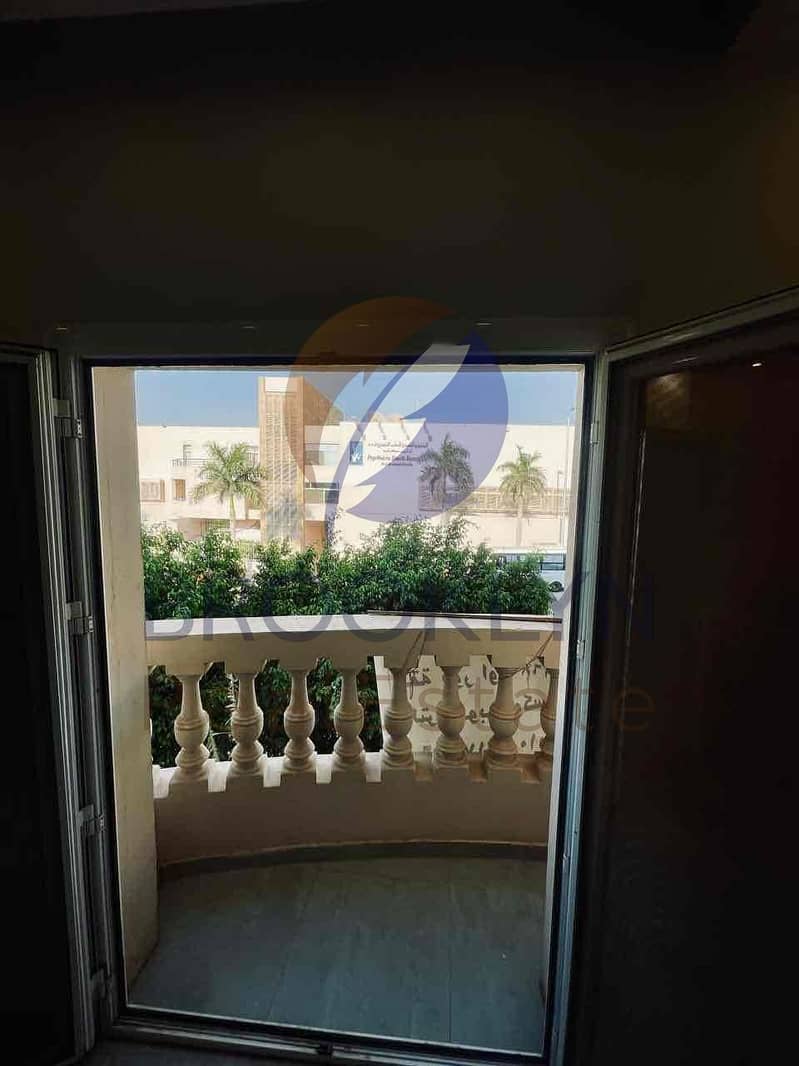 3 a5454e57-5817-4cc8-9602-43c311efb6d8. jpg