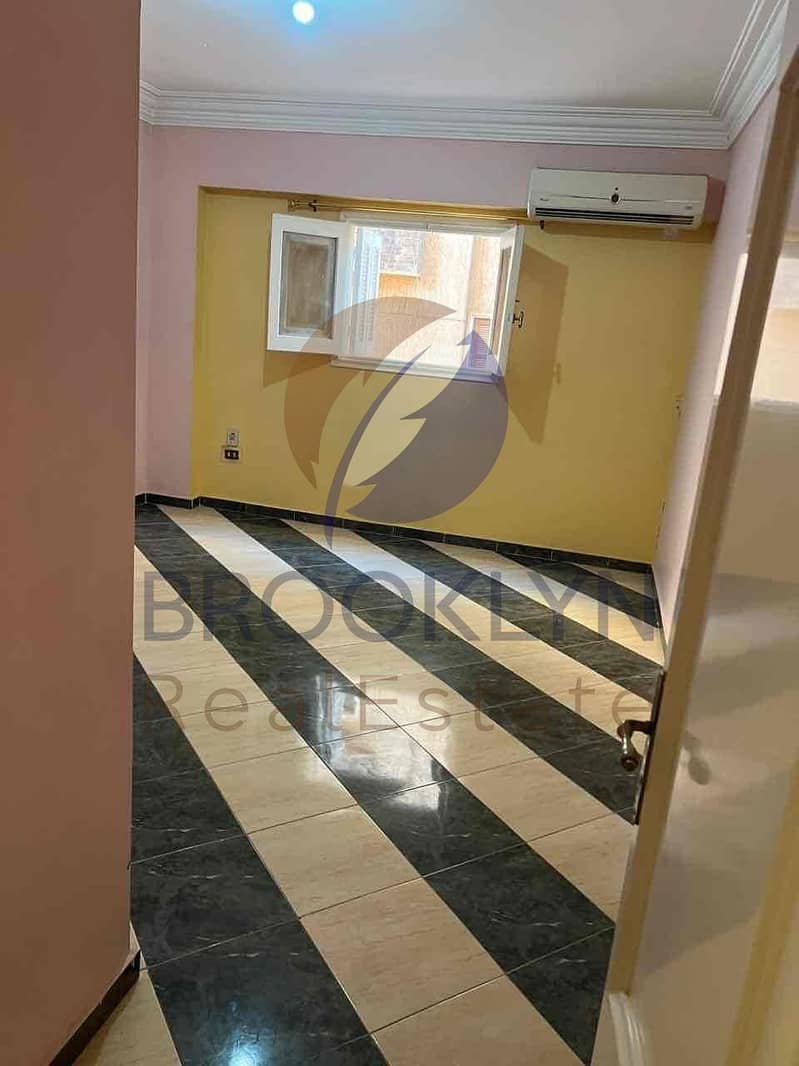 5 ecb252b9-dfc7-4eb8-a0f7-a7a4e409b3be. jpg