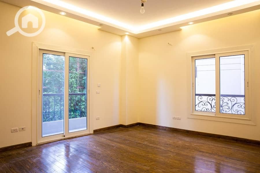 8 58da33d1-e11c-4116-b923-bd90c72b1fd5. jpg