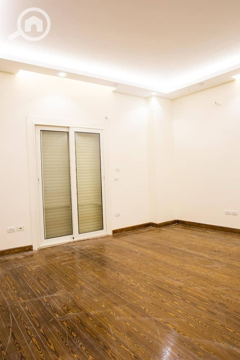 22 cdc27c22-35d3-4389-b255-facb874e0d60. jpg