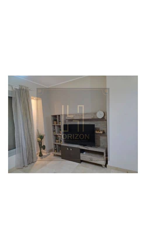 3 b8d48125-7cd4-4d30-9aa9-c79f6a8ea194. jfif. jpg